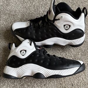 Air Jordan Jumpman Team 2 “White” 819175-010 Sneakers Size 10.5